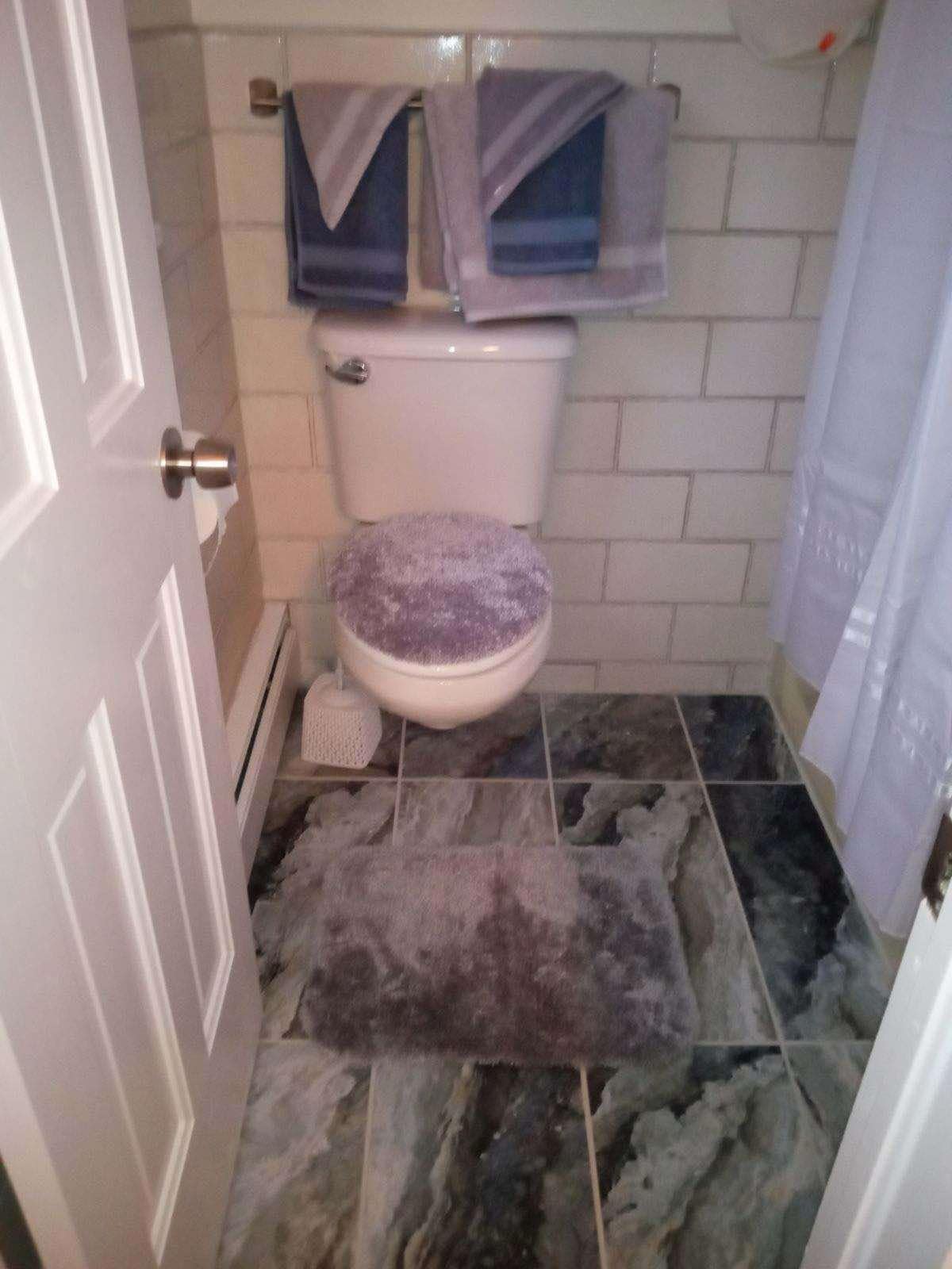 Bathroom renovation Boardman OH - shower installation experts - custom bathroom remodel contractor